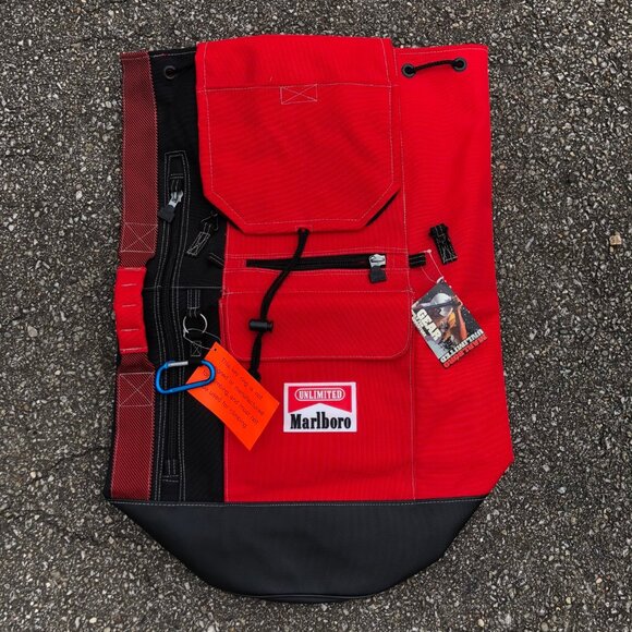 Vintage Marlboro Unlimited Adventure Team Large Red Shoulder Bag Backpack NWT - Picture 1 of 8